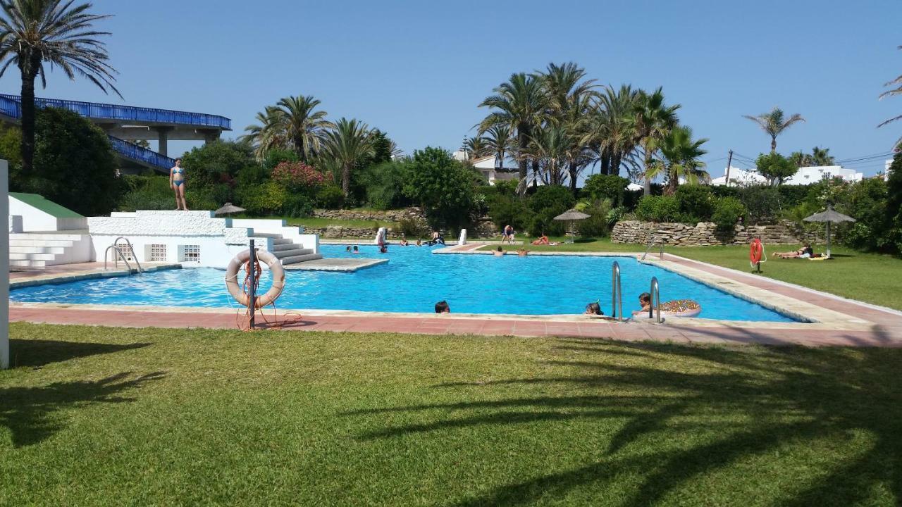 Beach-Front Bahia Dorada Estepona Exterior foto